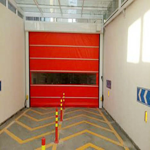 快速堆积门车库