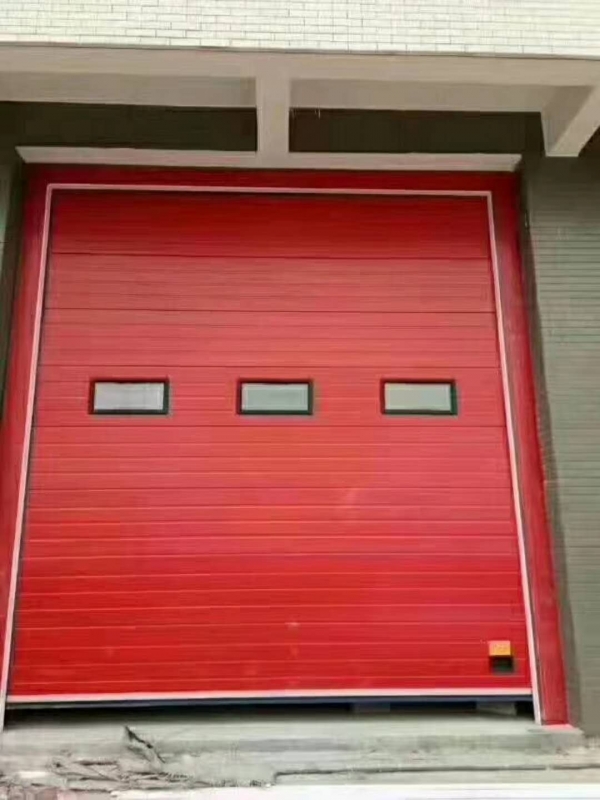消防站为什么要使用工业提升门